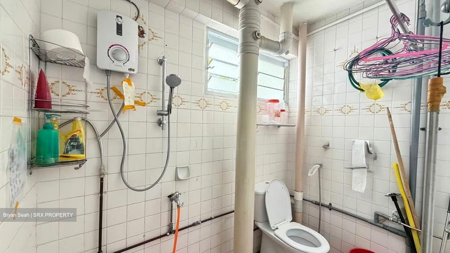 Blk 204 Jurong East Street 21 (Jurong East), HDB 4 Rooms #573189881